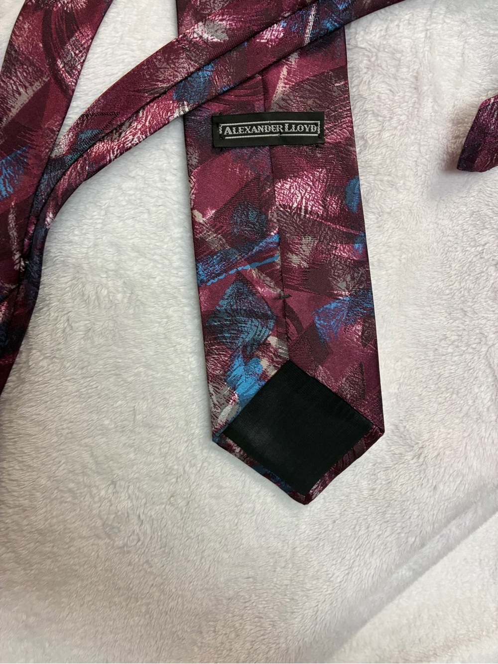 Vintage Alexander Lloyd Tie Made USA Burgundy Teal Abstract 100% Polyester